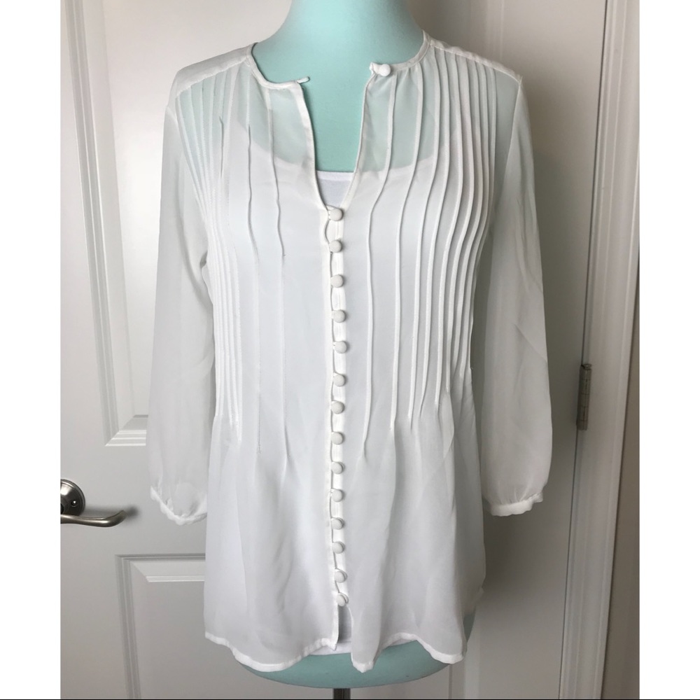 NY&C: white sheer 3/4 sleeve top